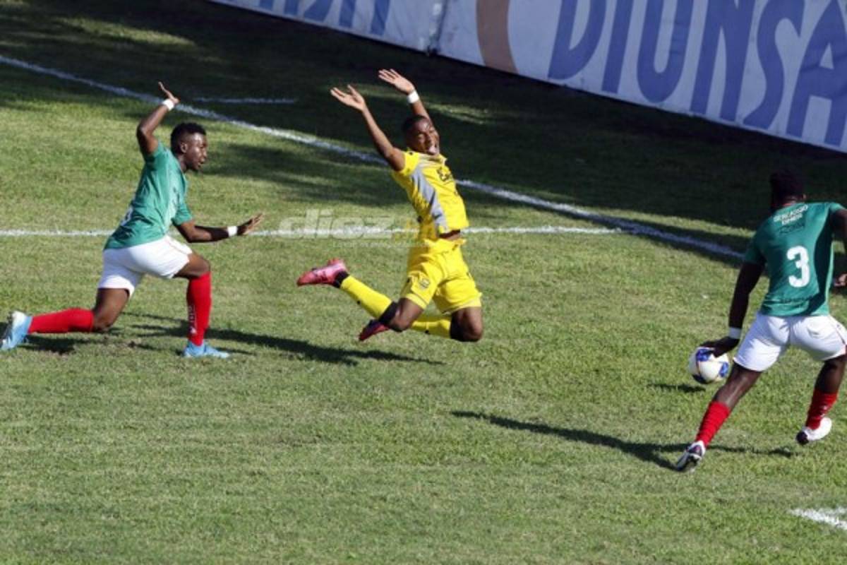 Fotos del Marathón-Real España: El desahogo de Ramiro Rocca y el show de los aficionados