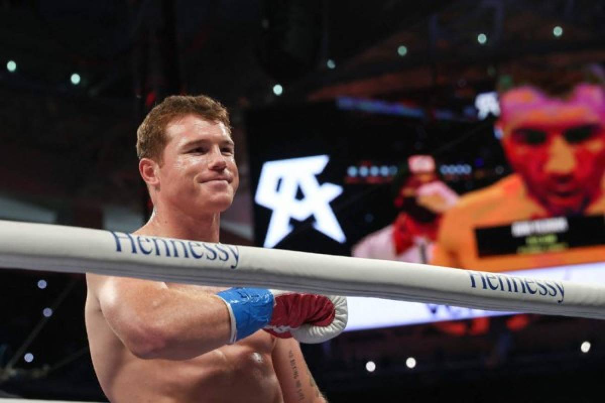 Fotos: El show de J Balvin, el abrazo con el Canelo Álvarez y el invitado de lujo en el Hard Rock Stadium