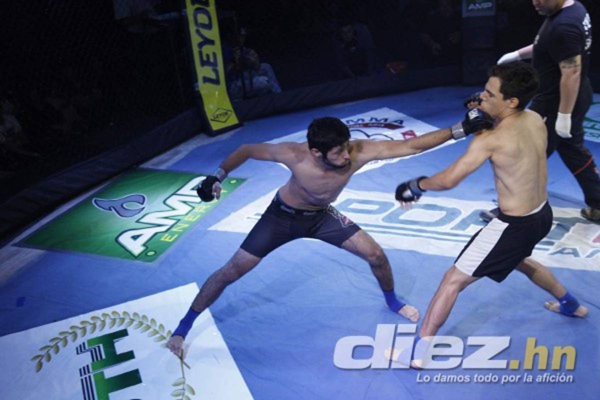 Vibrantes peleas en novena edición HFL de artes marciales mixtas en Expocentro