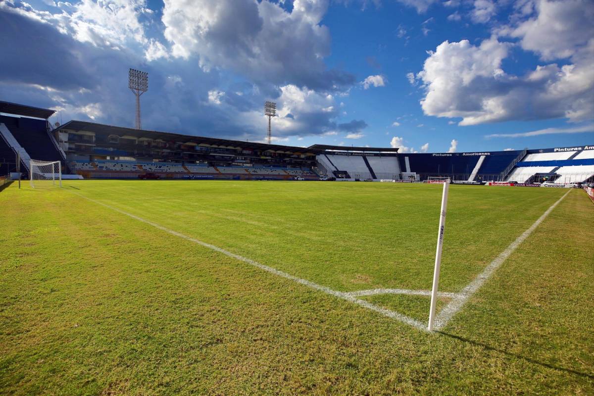 Olimpia y Motagua llegan a feliz término con Conapid y disputarán sus partidos en el estadio Nacional Chelato Uclés