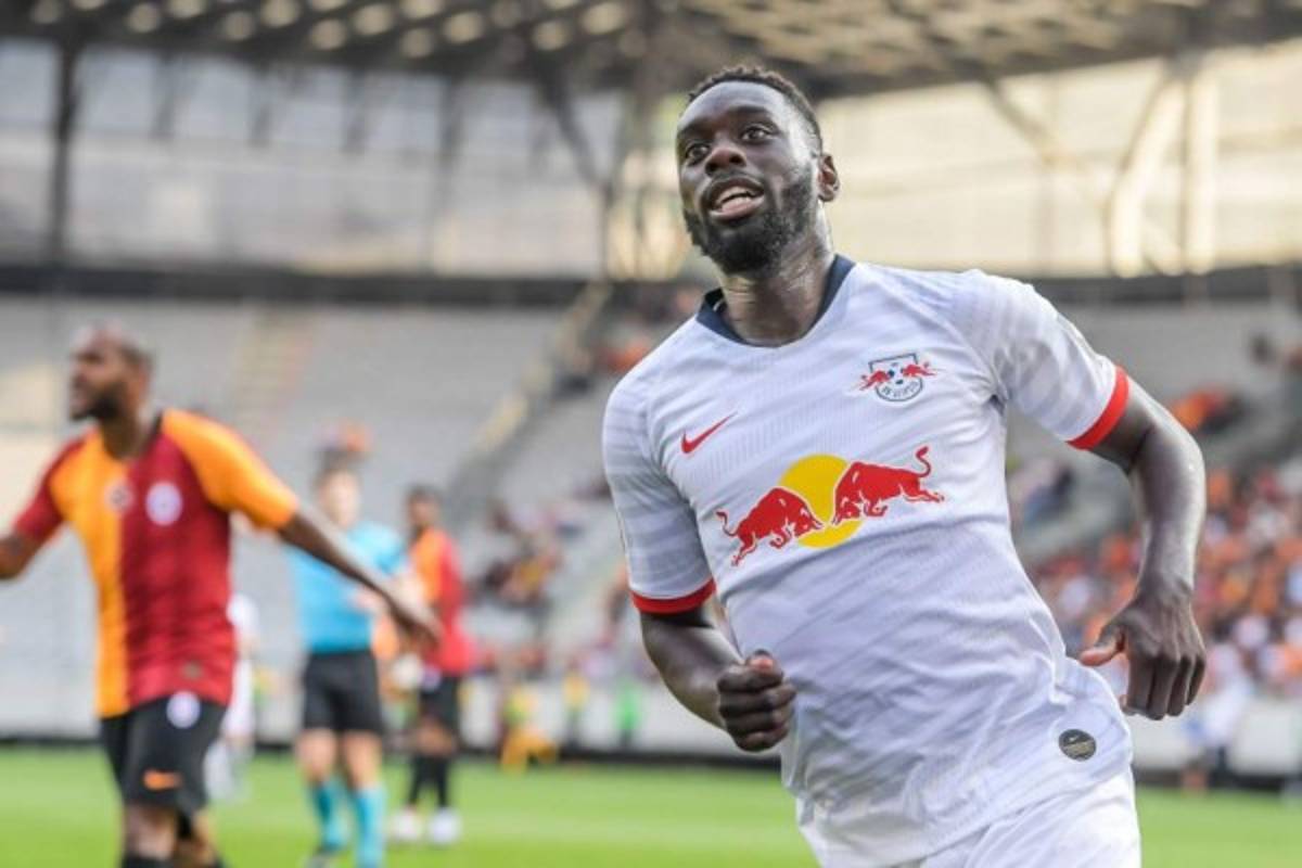 FICHAJES: Zidane habla de 'dos bombas' en Real Madrid, Neymar se queda en el PSG