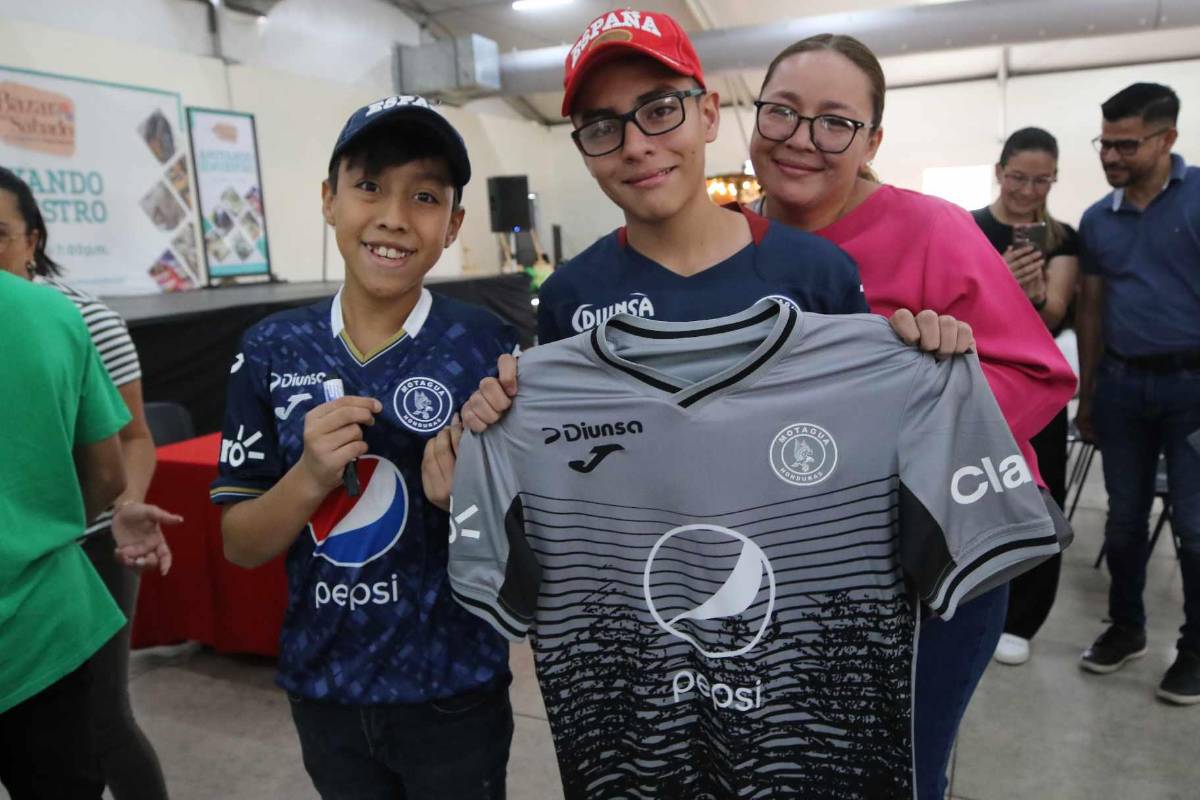 ¿Y Diego Vázquez? Motagua se olvida de su semana desastrosa y lleva alegría a los aficionados