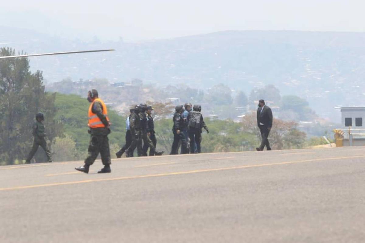 El día de extradición de Juan Orlando Hernández: francotiradores, helicópteros y máxima seguridad