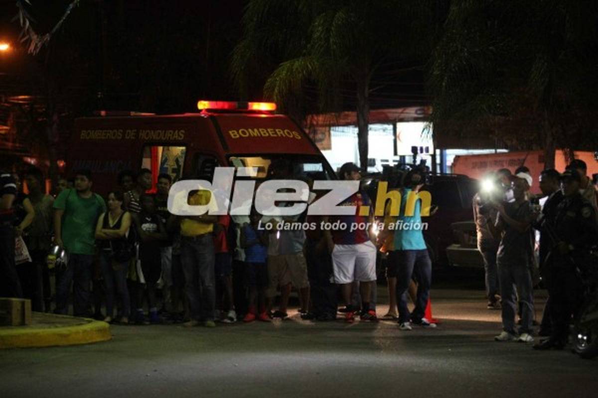 Desgarradoras imágenes en la escena del crimen donde asesinaron a Arnold Peralta