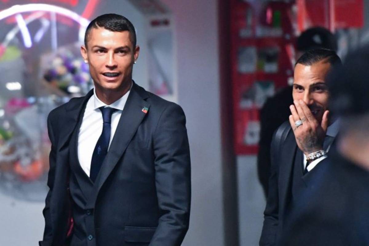 Cristiano y el niño: Así fue la espectacular llegada de Portugal a Rusia para disputar el Mundial