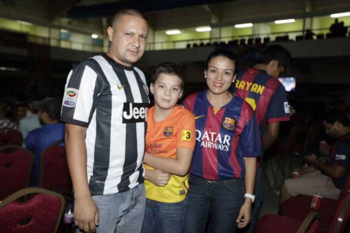 Así vivieron los aficionados la final de la UEFA Champions League en el Estadio virtual Diez