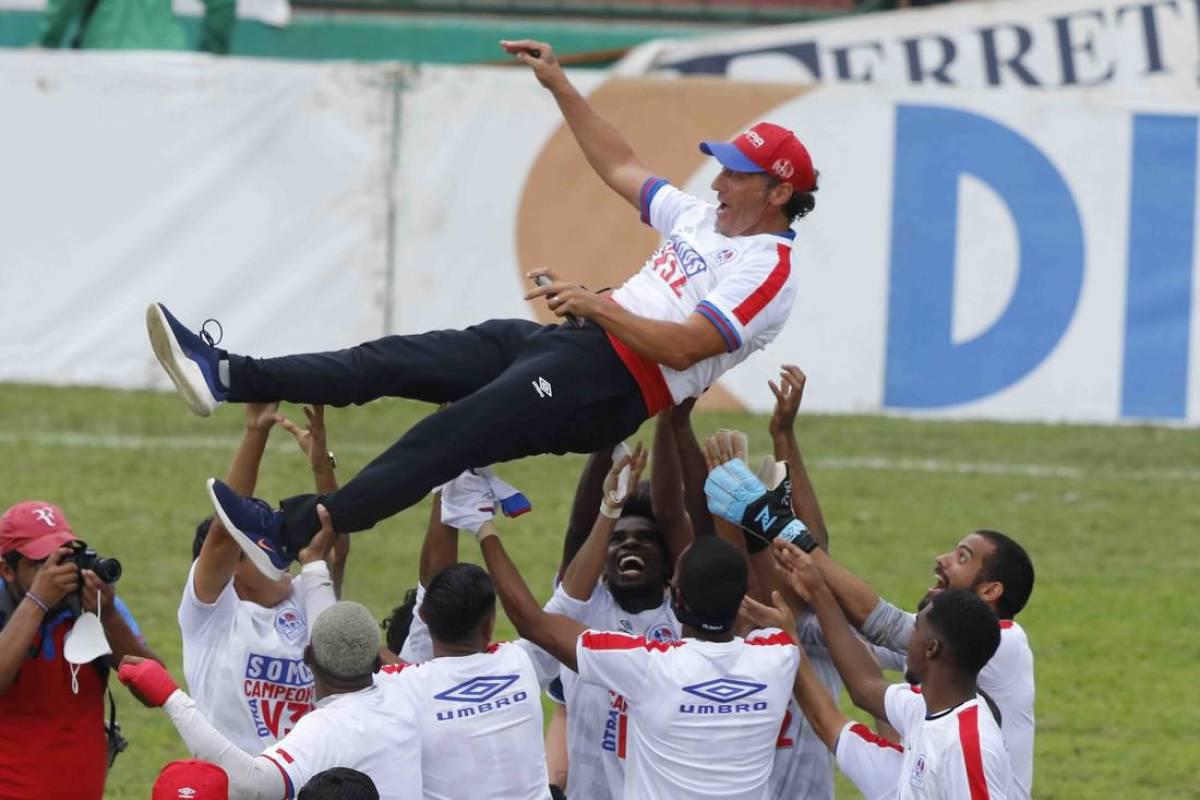 Llegó a 100 triunfos en Liga Nacional: ¡los grandes logros de Pedro Troglio en el fútbol de Honduras con Olimpia!