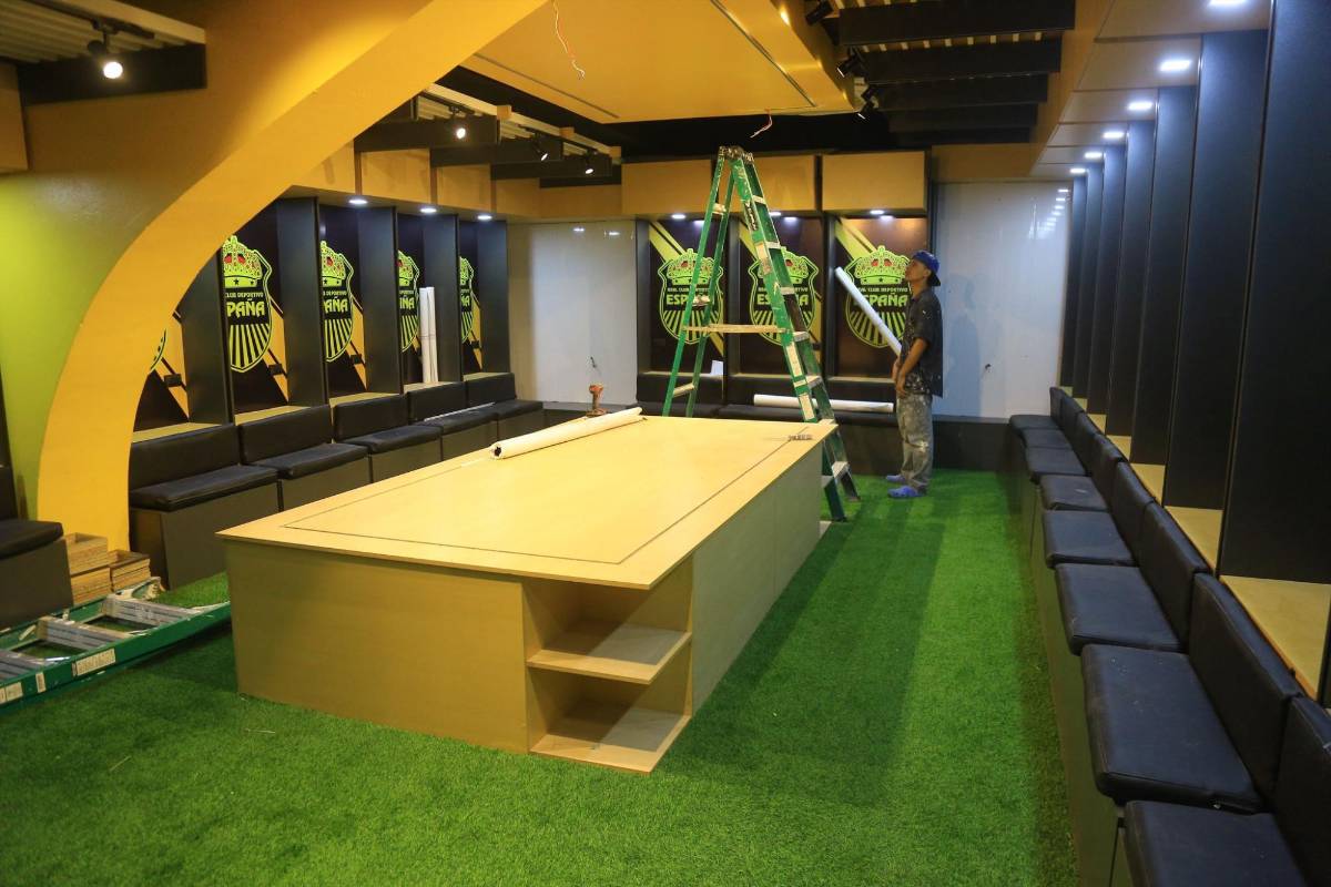El nuevo estadio Morazán al descubierto; los camerinos y sus lujos, la graderías y el problema de la grama, ¿qué pasó con los banquillos?