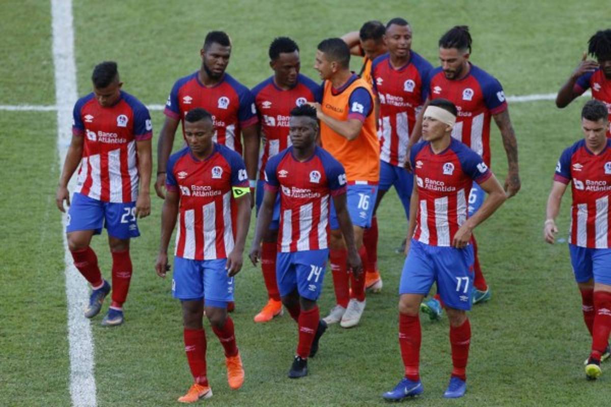 Seis futbolistas de Olimpia no harán el viaje a Canadá para el juego contra Forge