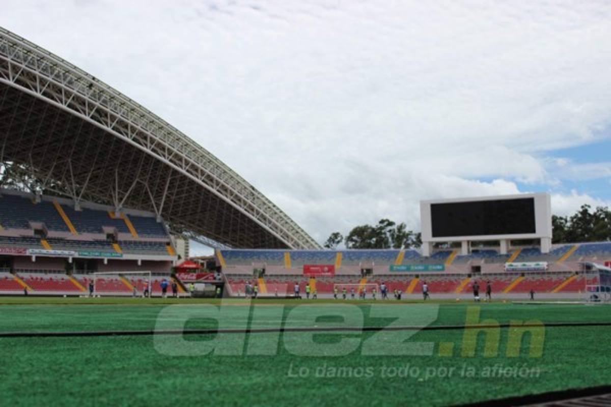 Michaell Chirinos ya marcó gol en el Nacional de Costa Rica y mirá quién estuvo presente