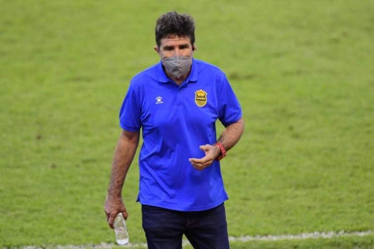 Héctor Vargas después de la novena victoria consecutiva del Real España: “ La idea es ganar todos los partidos, los récords van llegando solos”