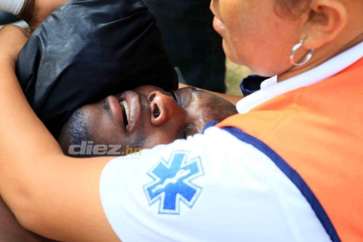 Dramáticas imágenes: El fútbol vuelve a golpear a Rubilio Castillo