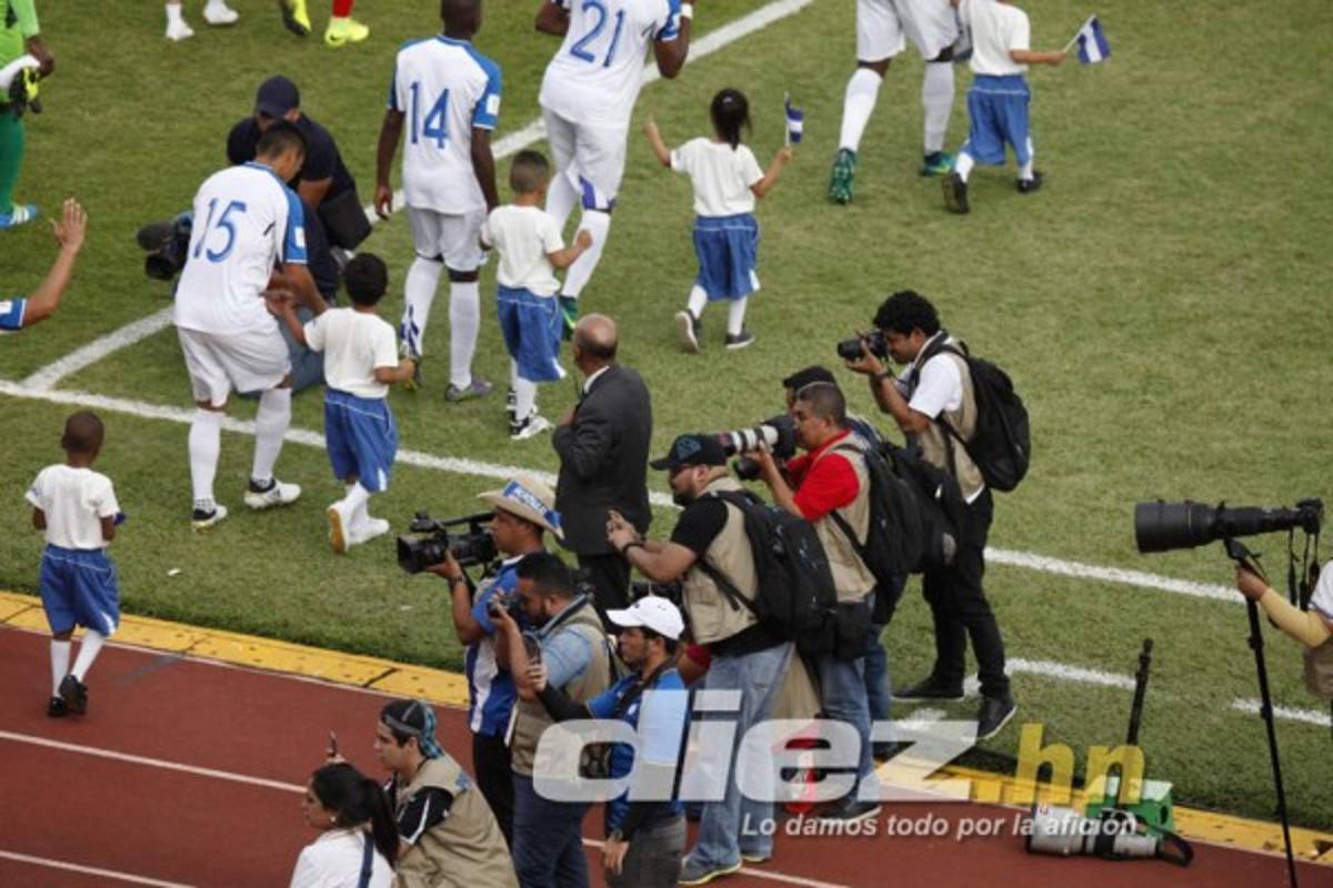 Las imágenes que la televisión no mostró del Honduras-Trinidad y Tobago