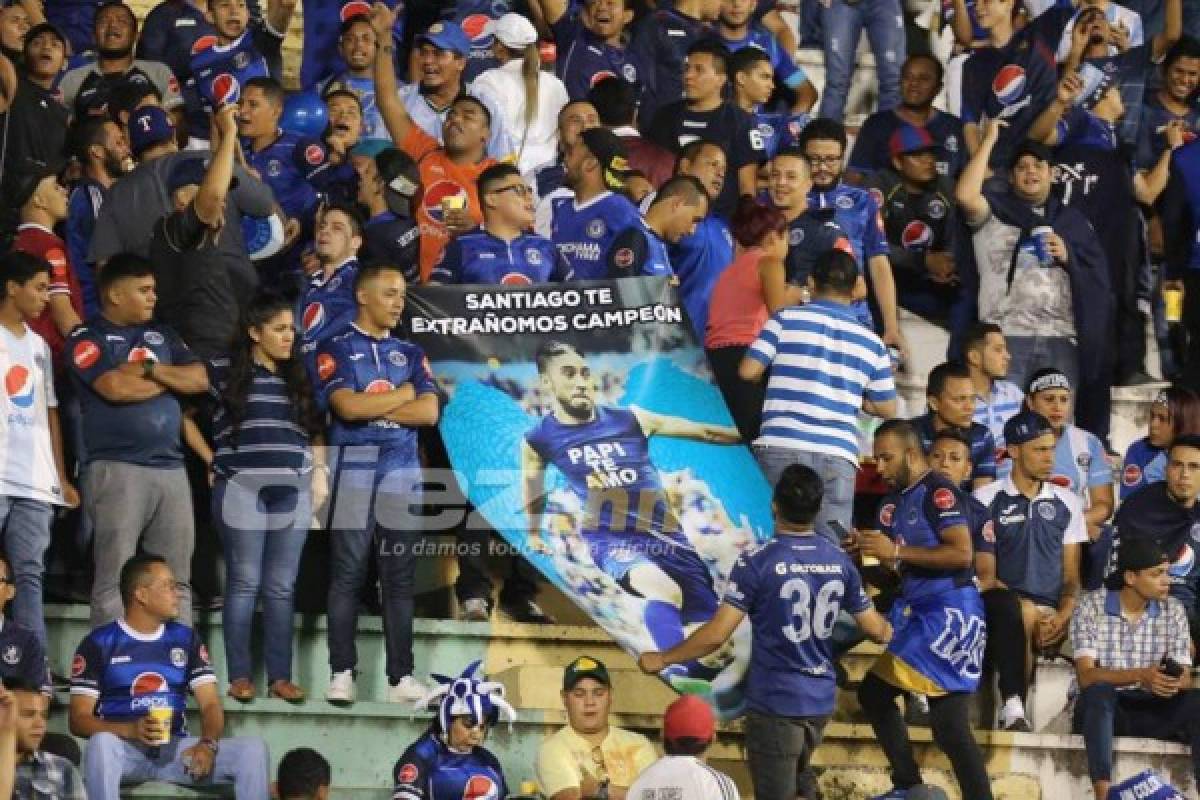 NO SE VIO EN TV: El drama de los jugadores de Motagua y la inolvidable pancarta en gradería