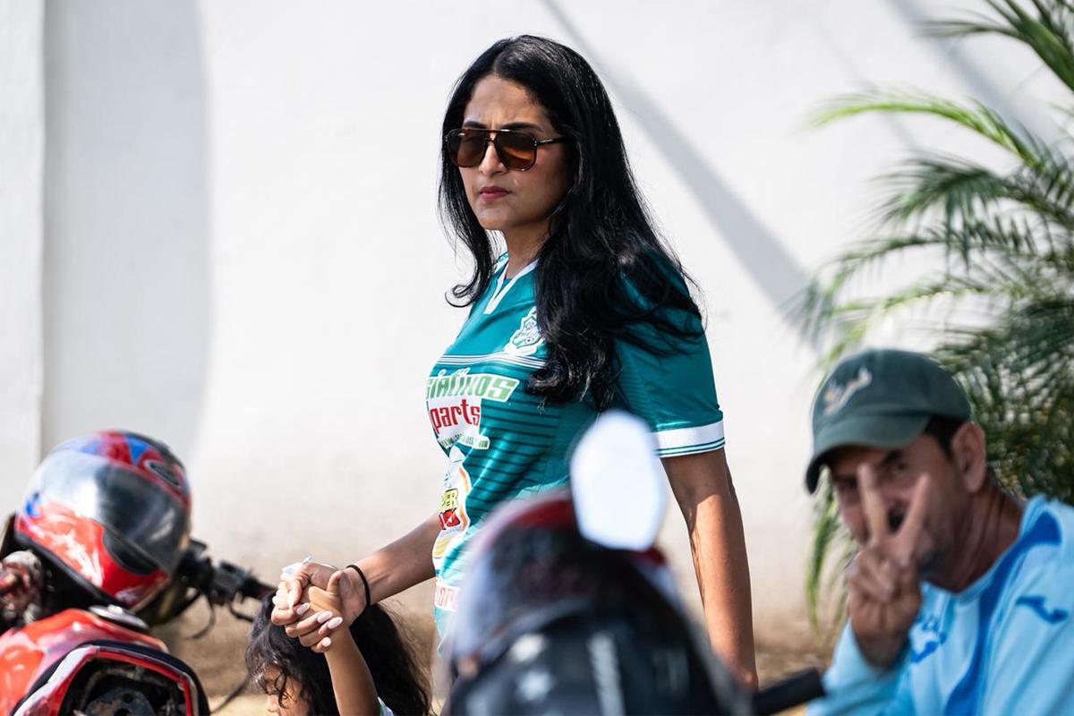 Belleza en el Puerto, Castellón en silla de ruedas y por qué no jugó Welcome; paliza de Motagua sin público