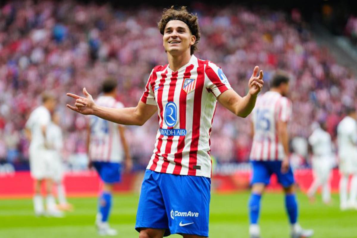 Hansi Flick desea ficharlo y ya lo llamó para que vaya al Barça: ¿Quieres venir a jugar en mi equipo?