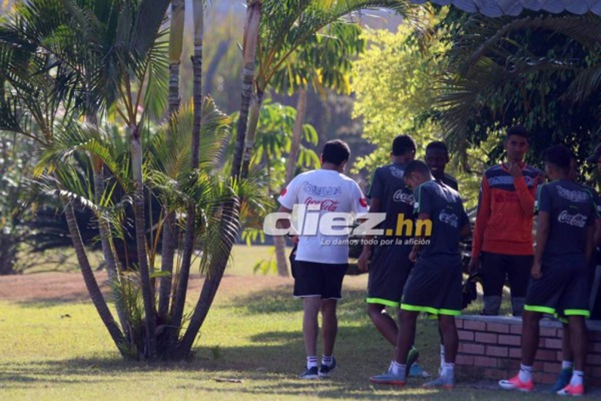 ¡Puso las cosas claras! Así fue el primer entreno de Nahún Espinoza con Olimpia