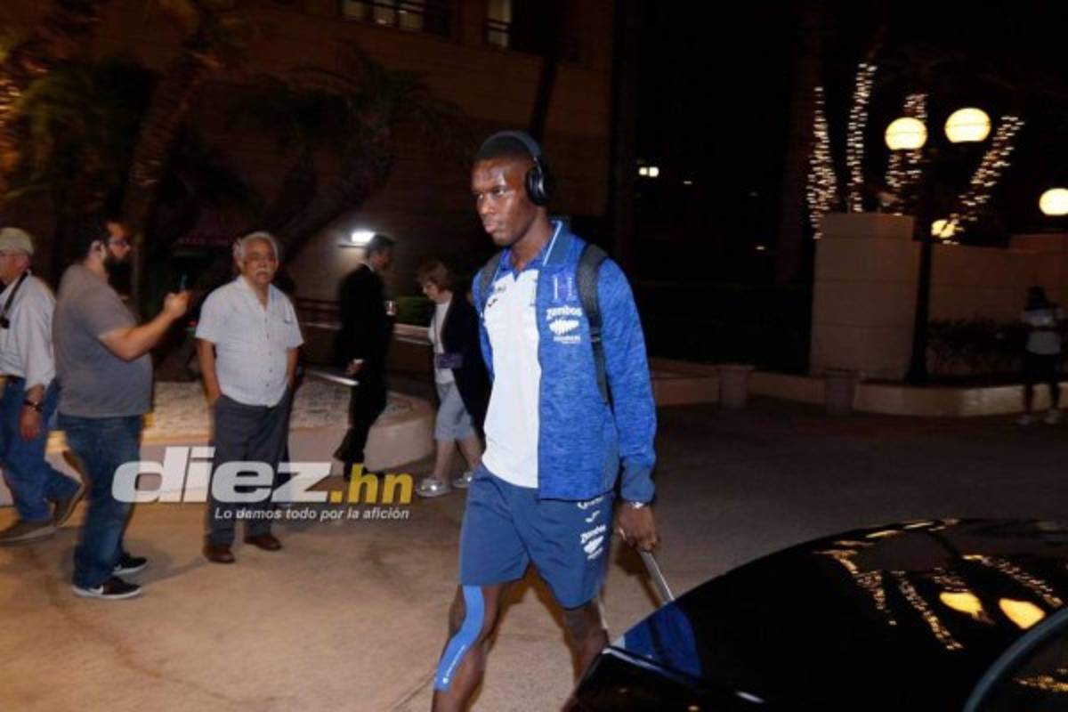 Rostros tristes, abatidos y un desertor: Así fue la llegada de Honduras a Los Ángeles