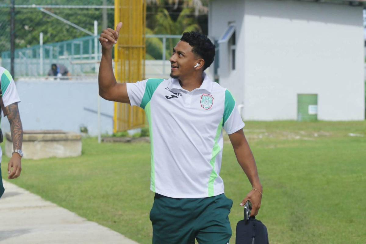 Platense luce el tifo más hermoso de la historia, el que llegó en moto y las mujeres que enamoran en Puerto Cortés