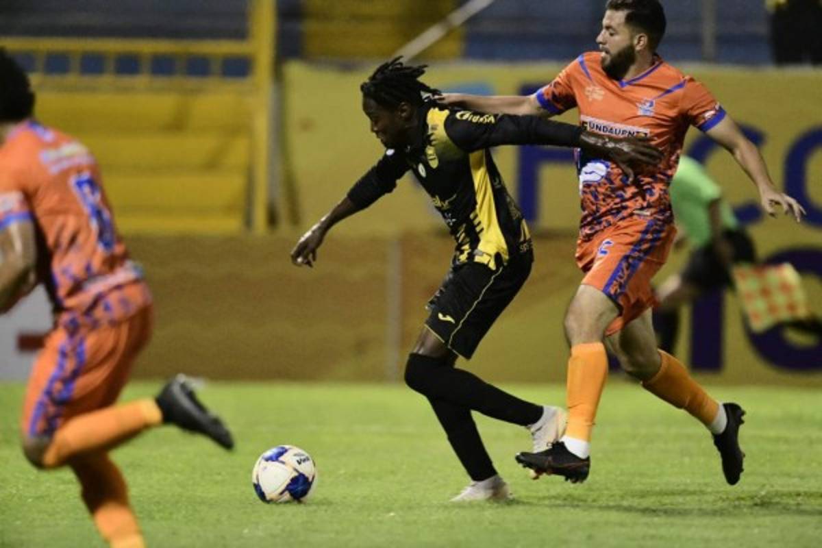 ¡Rosas quiere vacunar al León! Real España y su sólido once para vencer al tocado Olimpia en el Morazán