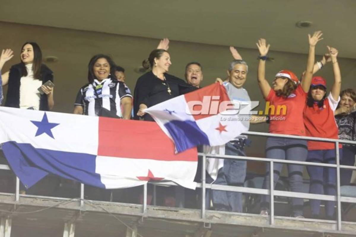 EN FOTOS: Motagüenses abarrotan el Nacional en un espectacular ambiente  