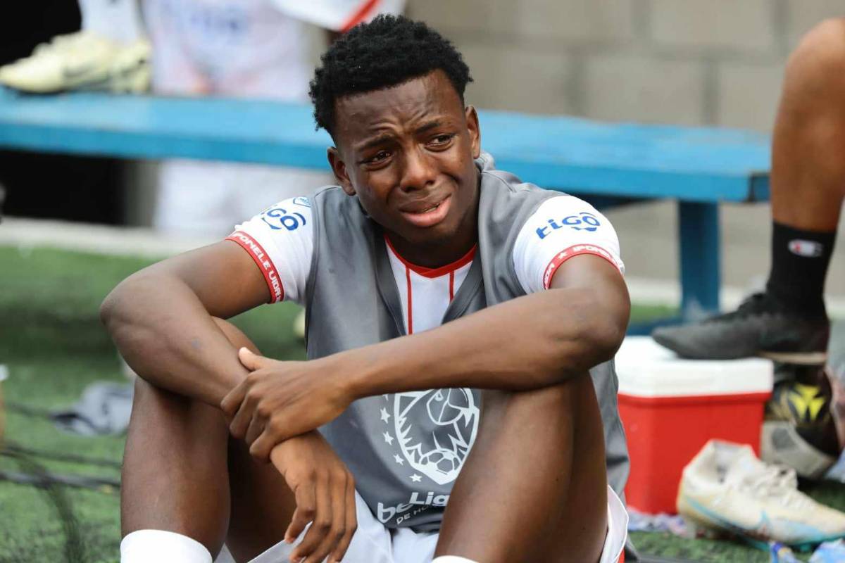 Vida desciende: ‘Chilo’ se derrumba, el llanto inquebrantable de Canales y el jugador que se escondió atrás de la meta para llorar