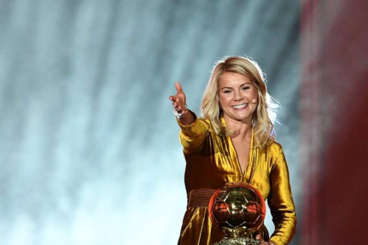 Balón de Oro 2018: El beso de Griezmann con Mbappé y la belleza de Ada Hegerberg