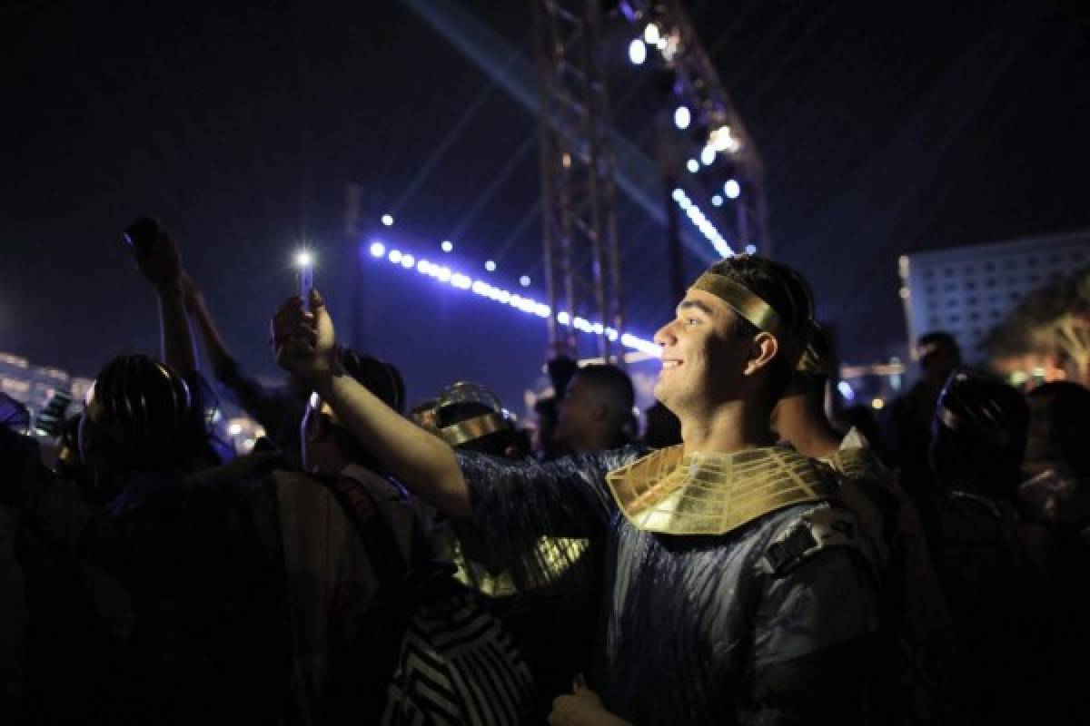 Tremendas fotos: Egipto pasea a sus momias en un espectáculo que cautivó al mundo en plena pandemia