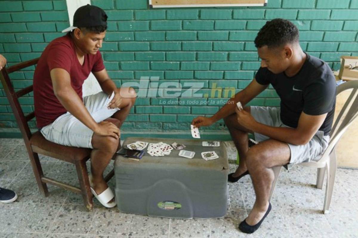 FOTOS: Visitas de lujo, juego de cartas y mucha belleza en el entrenamiento del Marathón