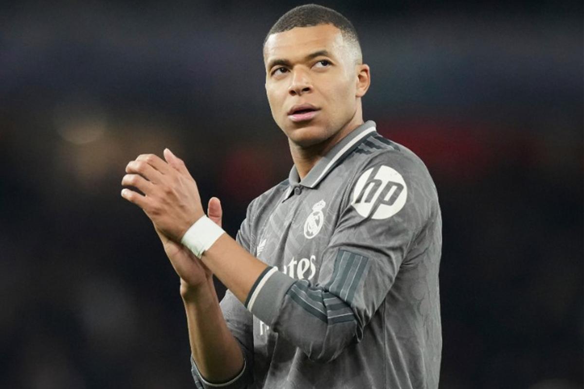 Mbappé ya no lo soporta: pide la salida de jugador del Madrid y el motivo