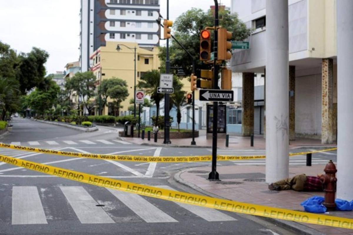 ¡Dramático! Muertos por coronavirus tirados en las calles en Guayaquil, Ecuador
