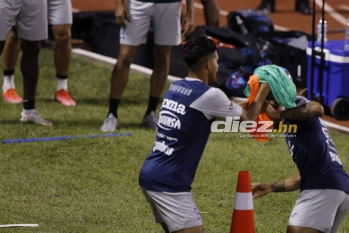 ¿Coito con un 4-3-3? Así fue el último entreno de Honduras antes del juego con Costa Rica