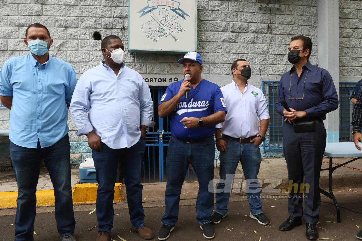 ¡Zafarrancho en la Villa Olímpica! Simpatizantes y empleados sacan corriendo a Salvador Nasralla y lo llaman ‘‘traidor’’