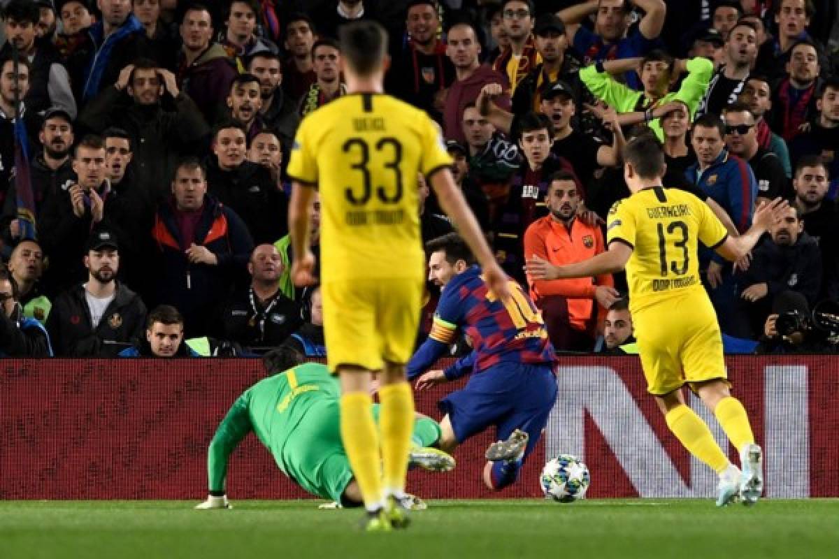 Fotos: El llanto de Dembélé, pelotazo al árbitro de Suárez y Messi fingiendo falta penal