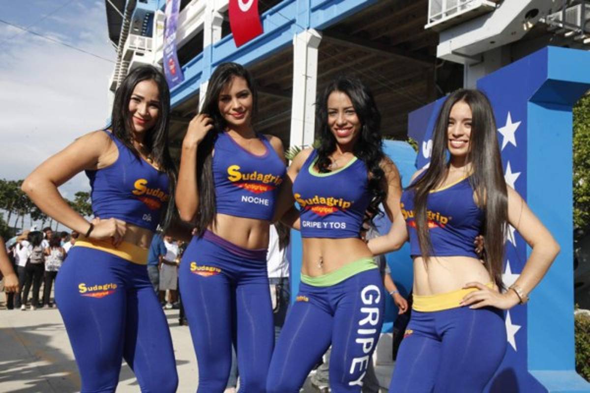 FOTOS: La belleza de Honduras no dejó sola a la Selección Nacional