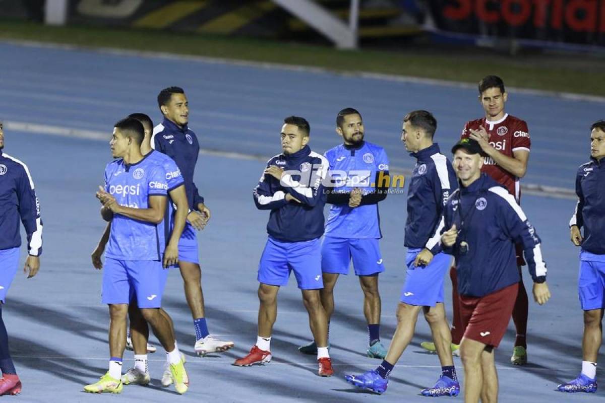 ¡Risas, chamarras y la charla! Motagua reconoció el Doroteo Guamuch Flores y está listo para enfrentar a Comunicaciones