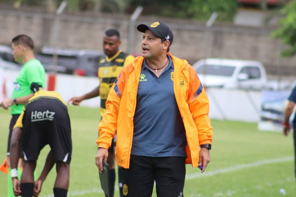 Fichajes en Honduras: La barrida en Olimpia cuando se vaya Troglio; Motagua ‘pierde’ delantero y Génesis ficha a seleccionado