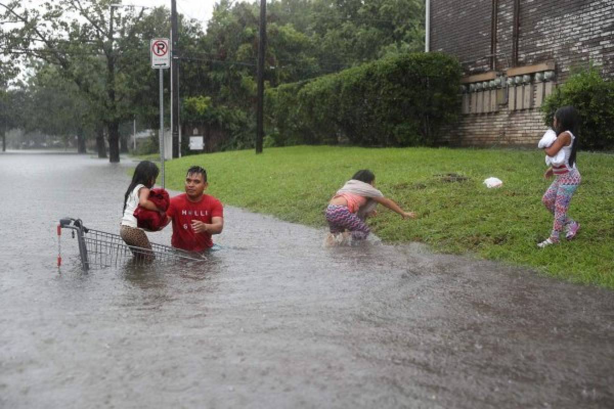 INFORME ESPECIAL: Impactantes fotografías de las inundaciones del huracán Harvey en Houston, Texas