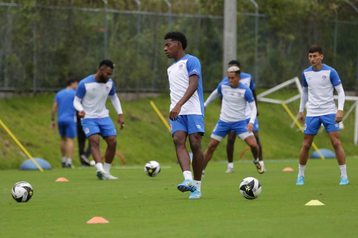 La nueva camada del León: el técnico Eduardo Espinel buscará consolidar a los jóvenes en el Olimpia