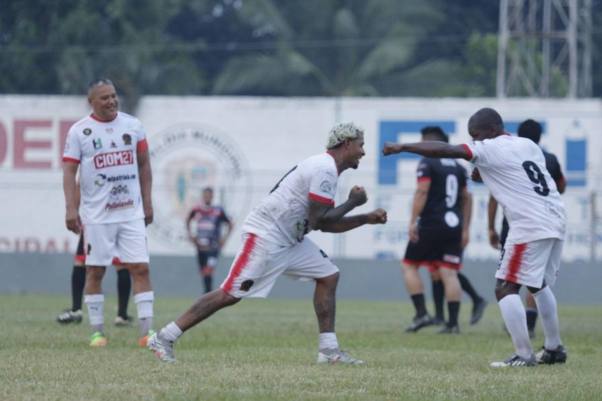 El boxeo de Tyson y Will Barahona, los siete goles del ‘Matador’ Velásquez y ¿quiénes son las bellezas que enamoraron en juego de leyendas de Olimpia?