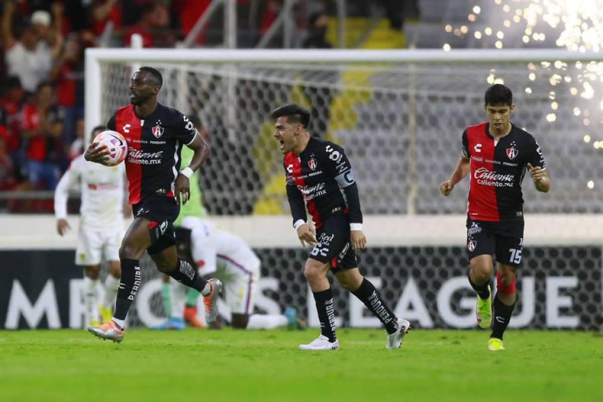 Los gestos de amargura de Troglio, la tristeza de Olimpia y el que festejó a lo Messi en la remontada del Atlas