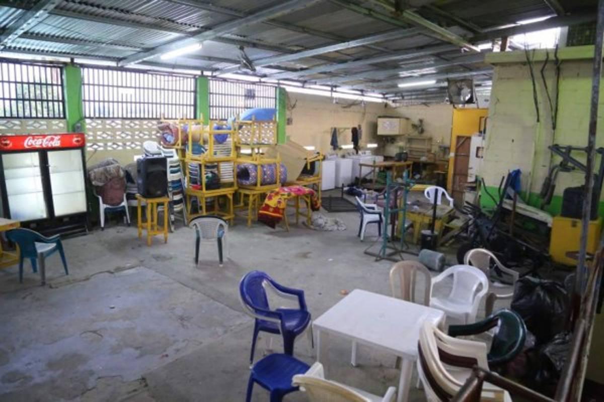Los lujos en que vivían reos en Centro Penal que se cerró hoy en San Pedro Sula