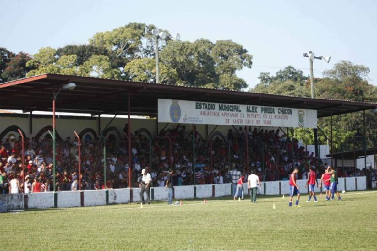 Así de humildes y bonitas son las canchas de la Liga de Ascenso de Honduras