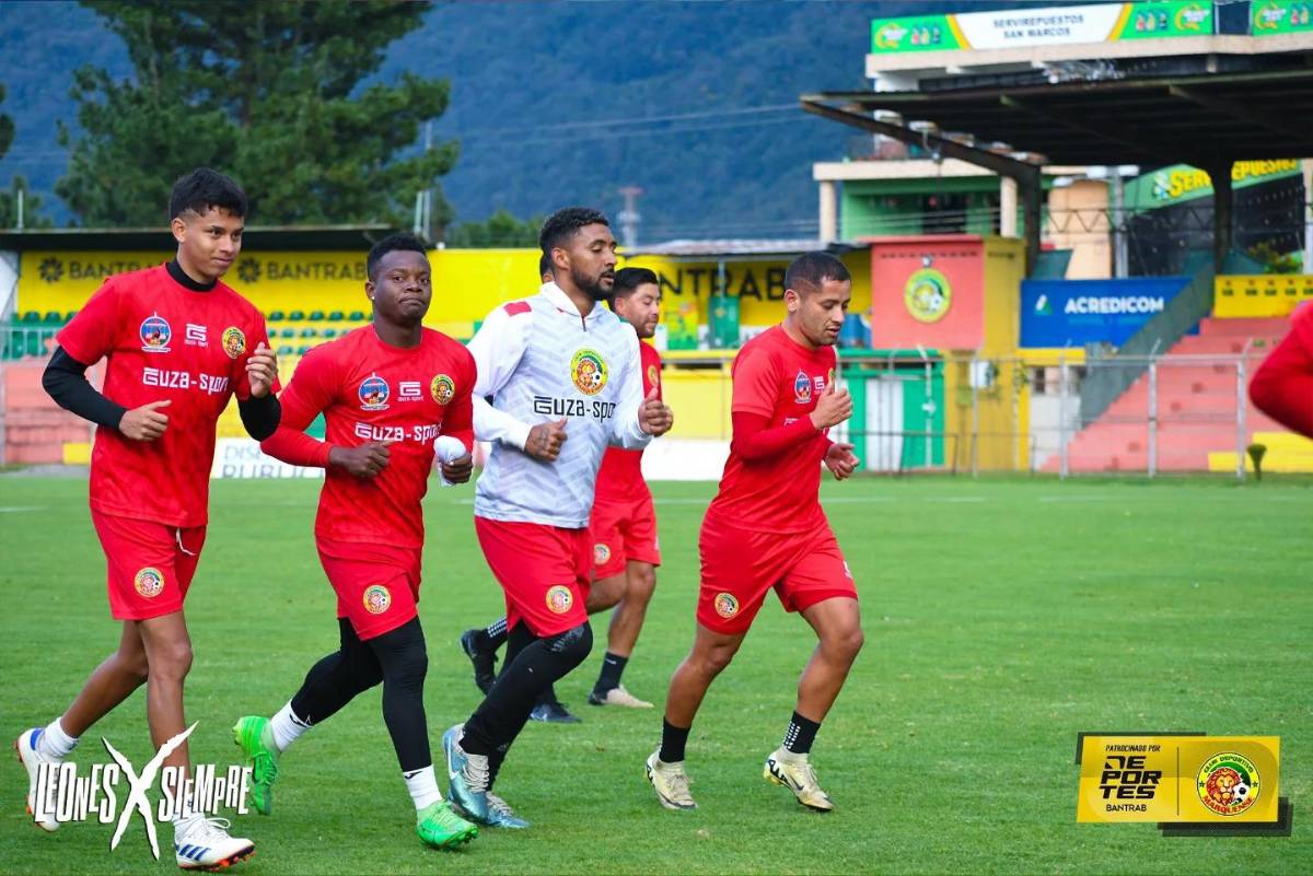 Hernán Medford y el equipazo que está armando con su club en Centroamérica: Fichó a un delantero hondureño