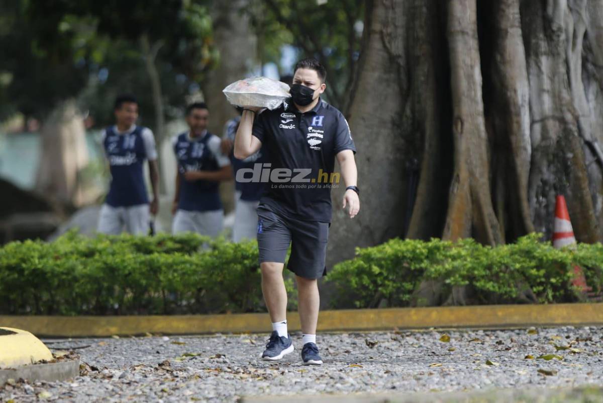 Al mal tiempo, buena cara: Honduras cierra con alegría su última práctica antes de enfrentar a México