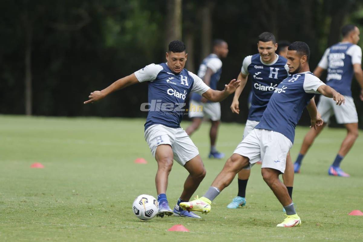Al mal tiempo, buena cara: Honduras cierra con alegría su última práctica antes de enfrentar a México