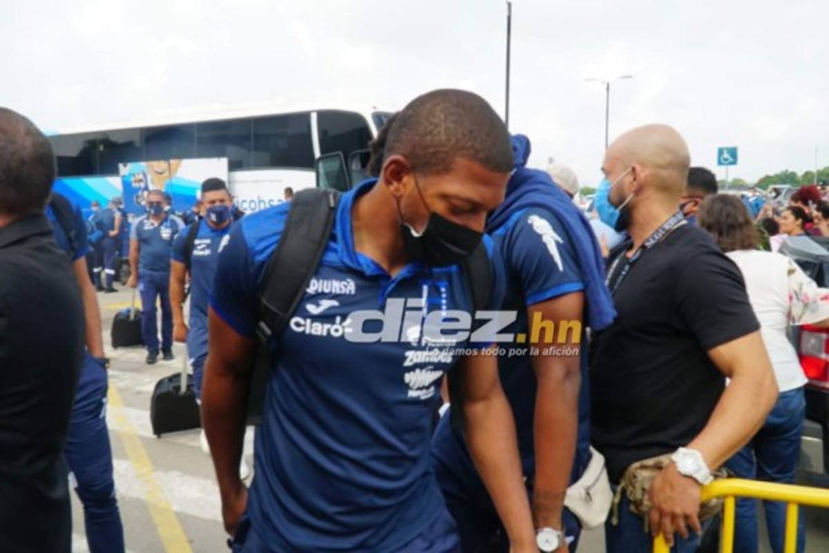 ¡Heridos! Las postales de la partida de la Honduras rumbo a Costa Rica para el juego del martes
