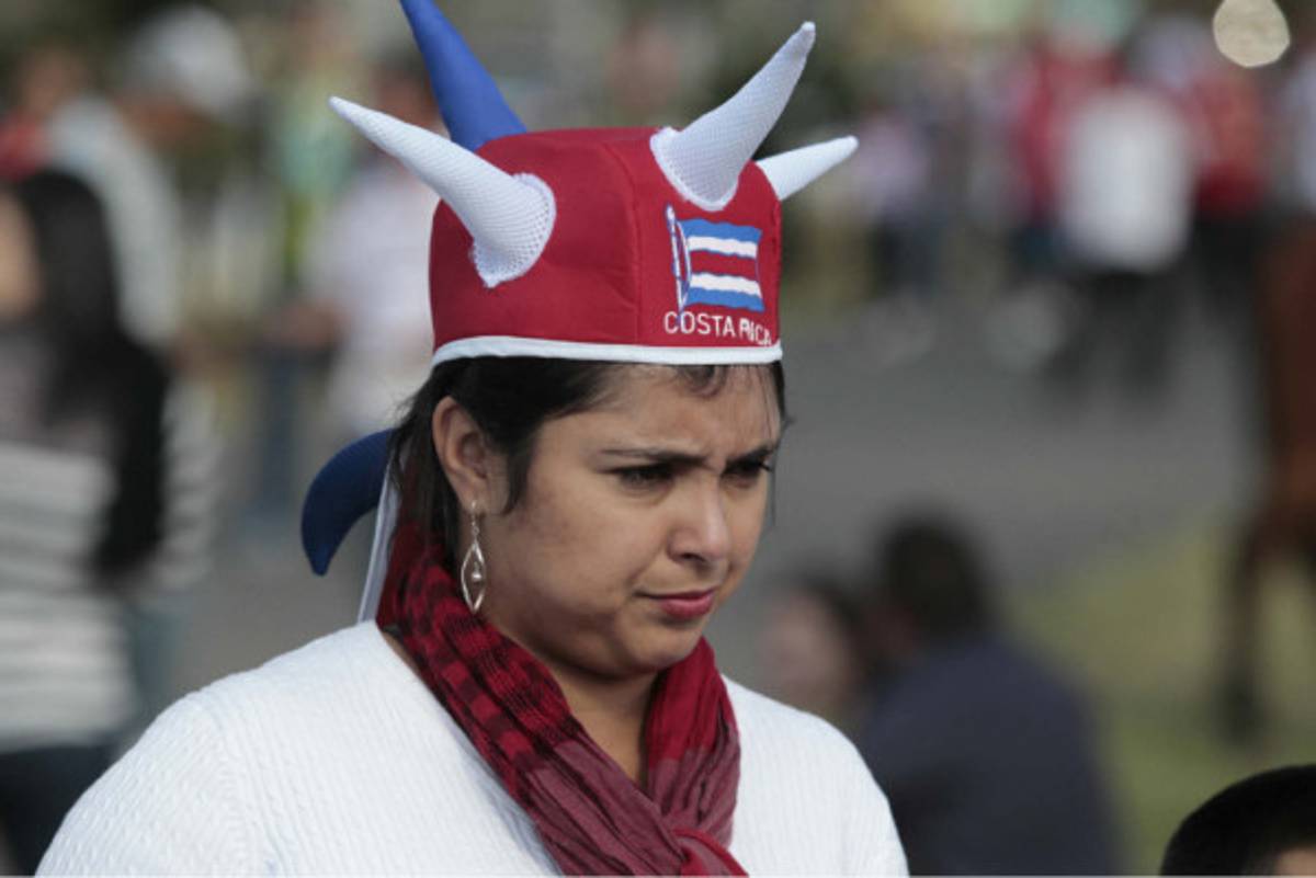 Ambiente en el partido Honduras vr Costa Rica.