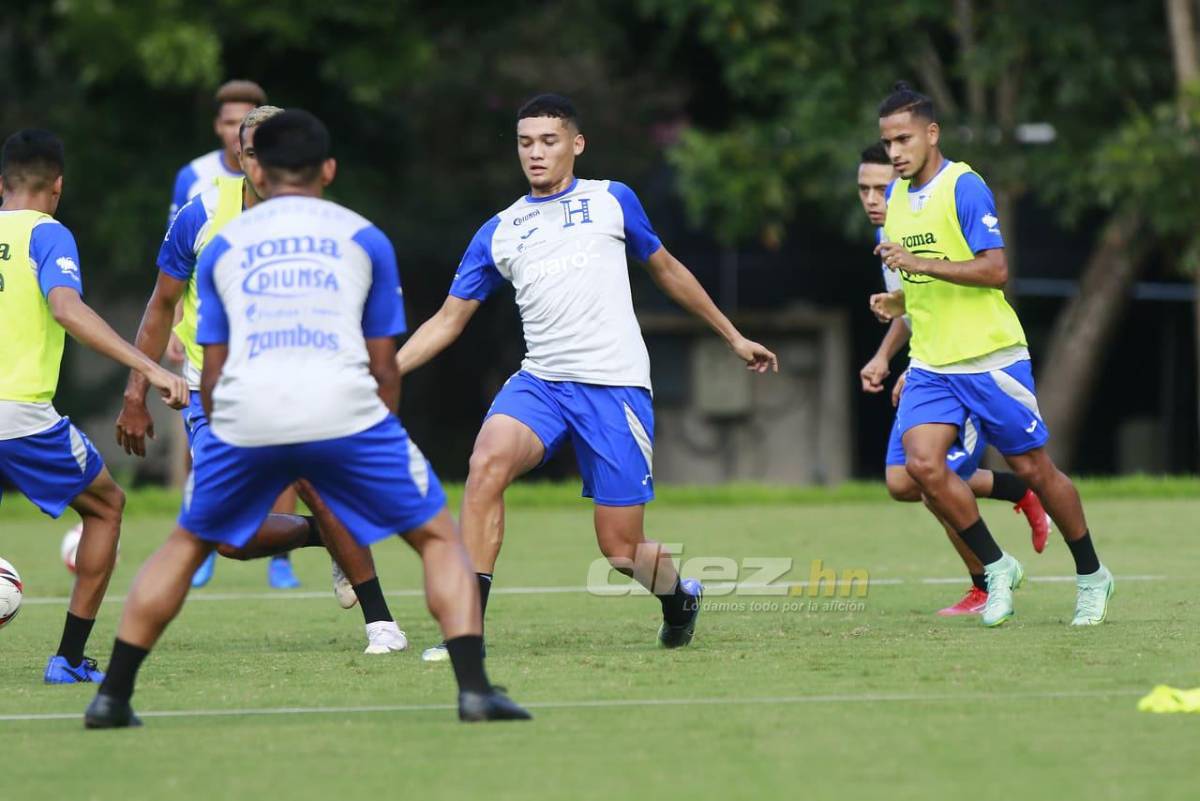 El Bolillo comiendo pan y se aclara la relación entre los porteros: el entreno de Honduras antes de medirse a Colombia