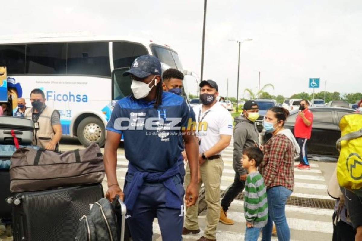 ¡Heridos! Las postales de la partida de la Honduras rumbo a Costa Rica para el juego del martes